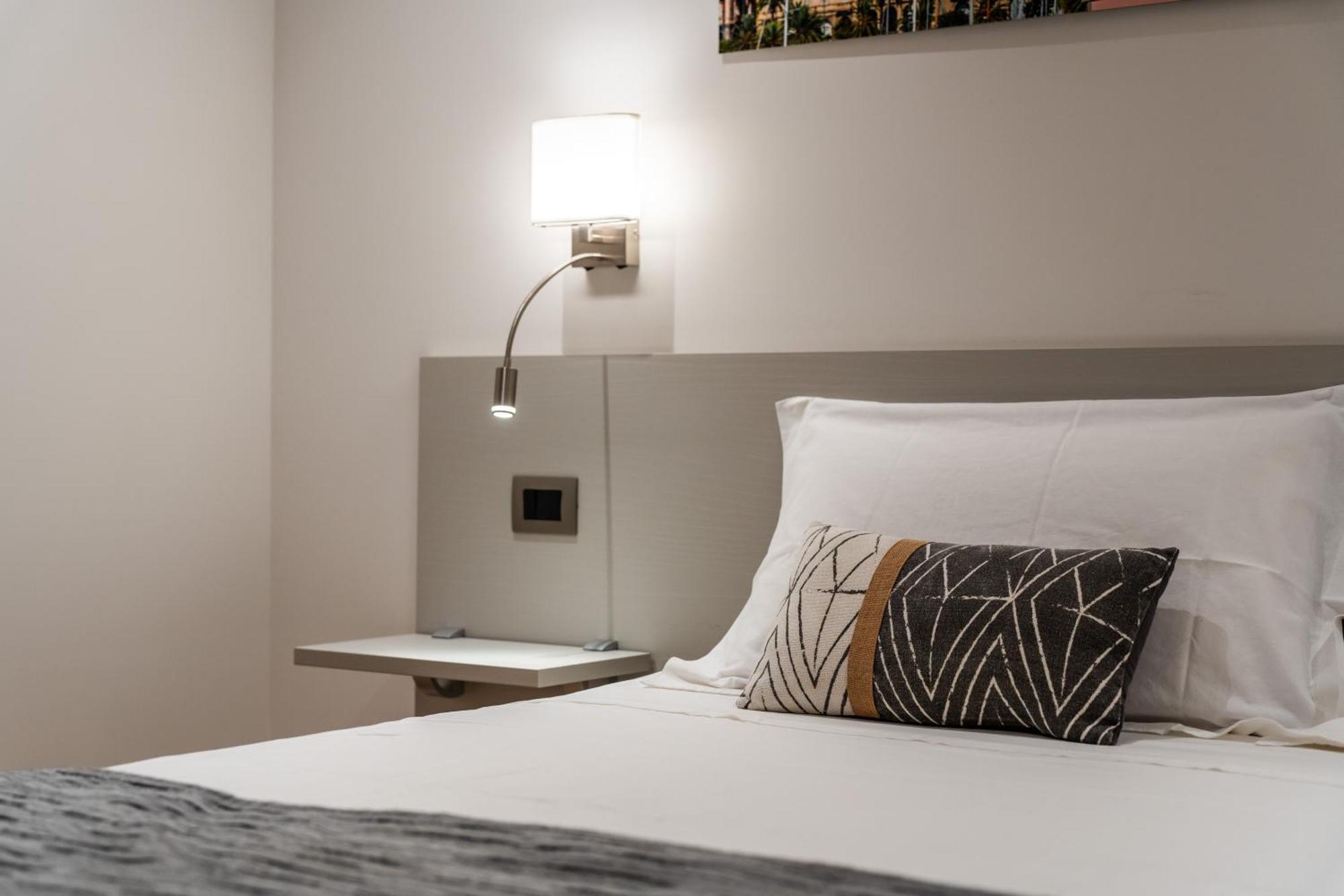 The Inga Rooms Marina Cagliari Eksteriør bilde